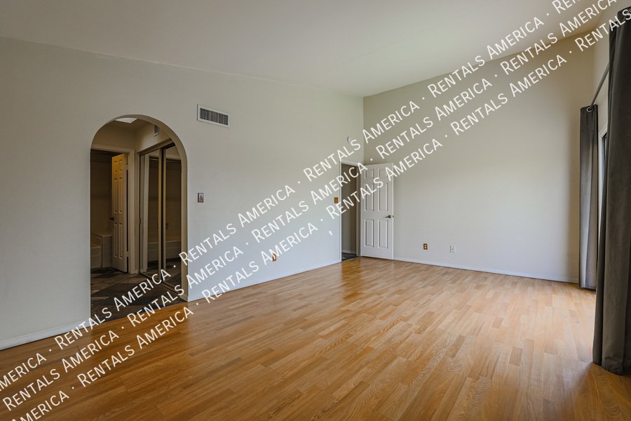 Beautiful 2 bed/ 2 bath w/ a Pool & tons of great Amenities!! property image
