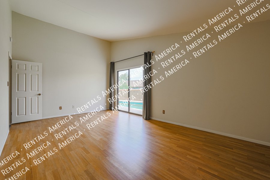 Beautiful 2 bed/ 2 bath w/ a Pool & tons of great Amenities!! property image