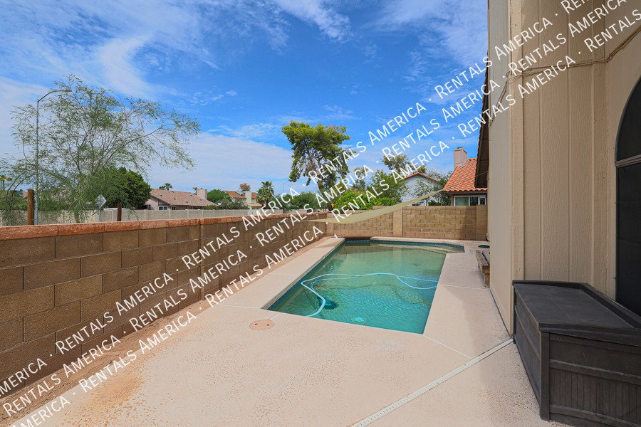 Beautiful 2 bed/ 2 bath w/ a Pool & tons of great Amenities!! property image