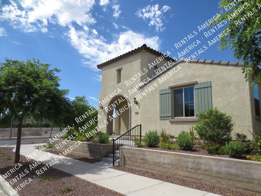 Beautiful 3 Bedrm 2.5 Bath w 3 Car Garage in N/E Buckeye! property image