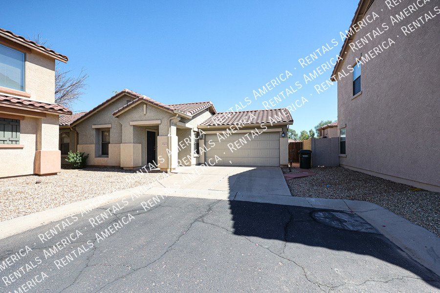 3 bedroom 2 bath in  N Phx property image