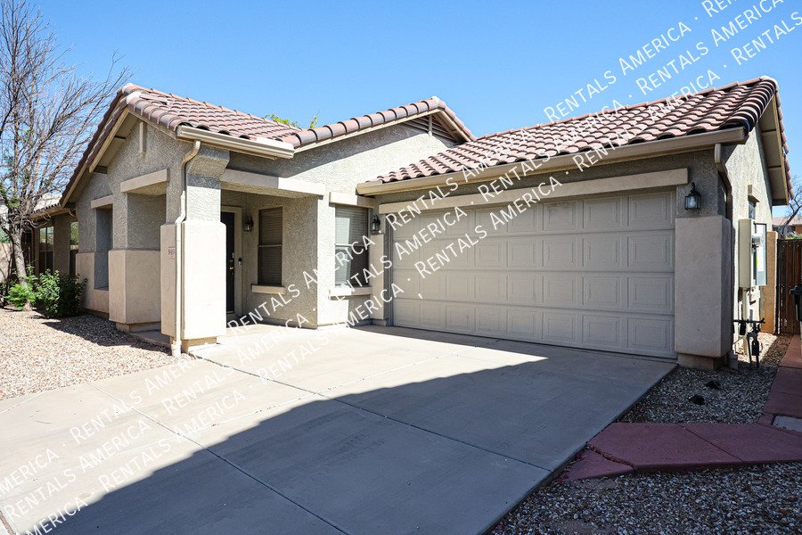 3 bedroom 2 bath in  N Phx property image
