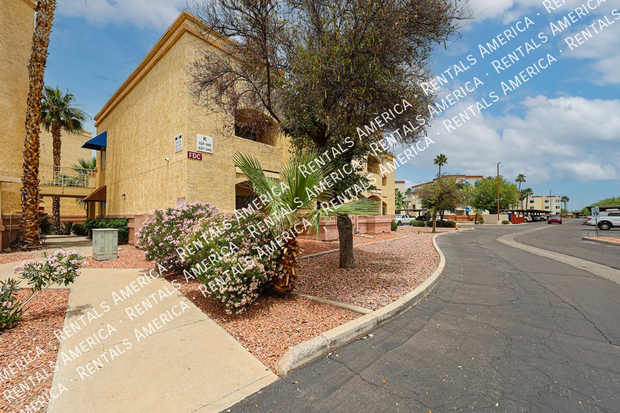 12221 W Bell Rd property image