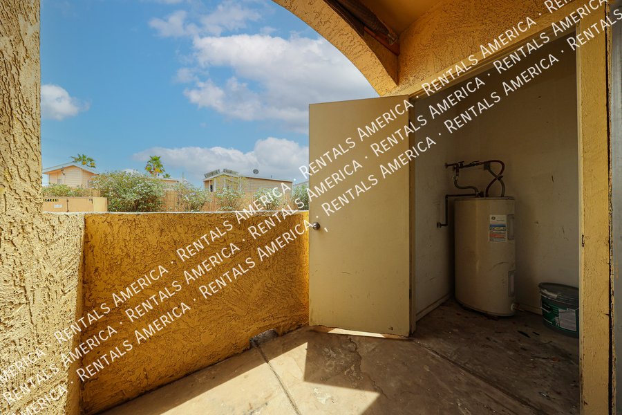 12221 W Bell Rd property image