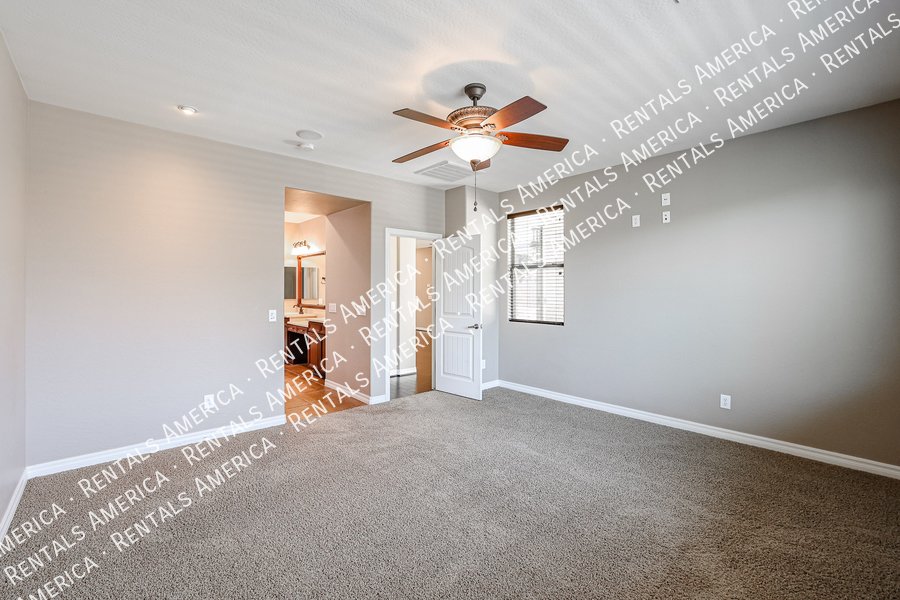 Stunning 5 Bed, 3 Bath Single-Level in Fulton Ranch property image
