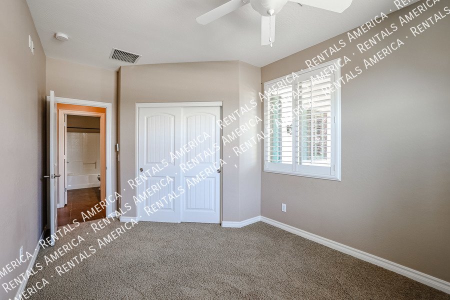 Stunning 5 Bed, 3 Bath Single-Level in Fulton Ranch property image