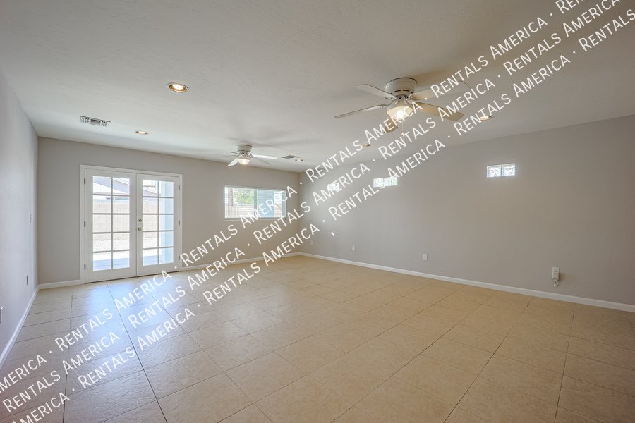 Spacious 2 Master Bedrooms- Scottsdale 4 bedroom 3 baths property image