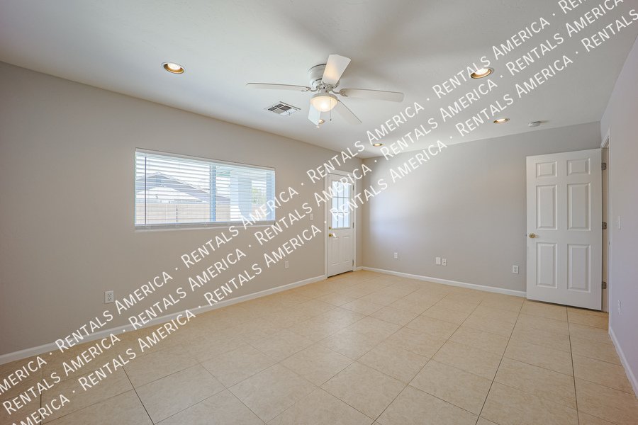 Spacious 2 Master Bedrooms- Scottsdale 4 bedroom 3 baths property image