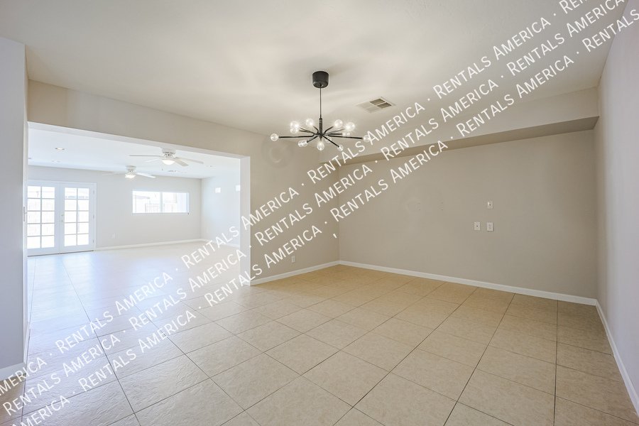 Spacious 2 Master Bedrooms- Scottsdale 4 bedroom 3 baths property image