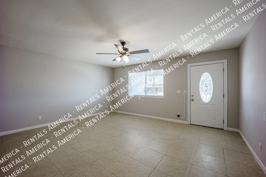 Spacious 2 Master Bedrooms- Scottsdale 4 bedroom 3 baths property image