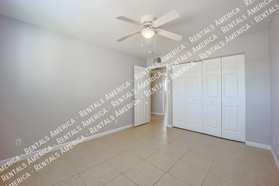 Spacious 2 Master Bedrooms- Scottsdale 4 bedroom 3 baths property image