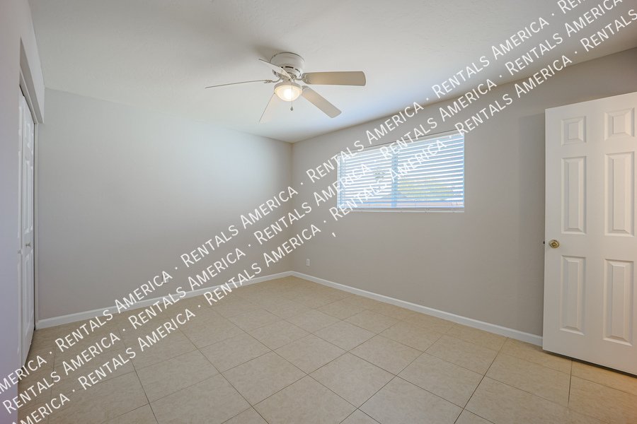 Spacious 2 Master Bedrooms- Scottsdale 4 bedroom 3 baths property image