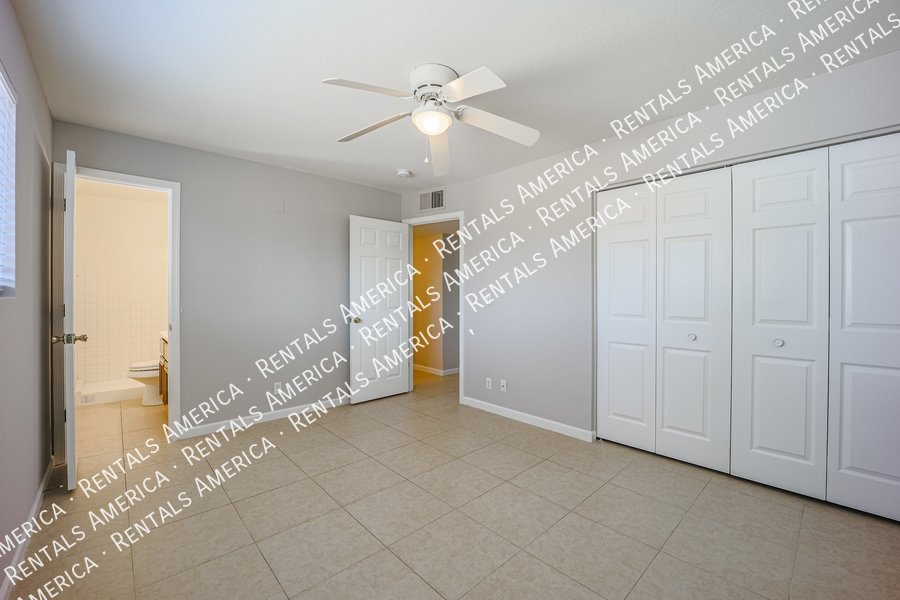 Spacious 2 Master Bedrooms- Scottsdale 4 bedroom 3 baths property image
