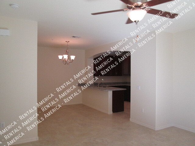 2 BED 2 BATH CONDO IN GATED COMMUNITY property image