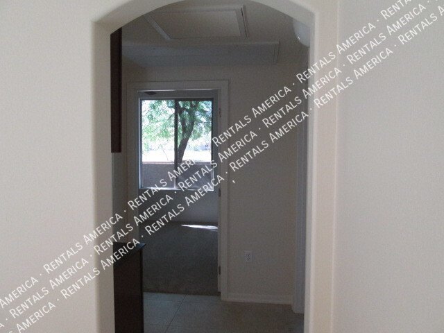 2 BED 2 BATH CONDO IN GATED COMMUNITY property image