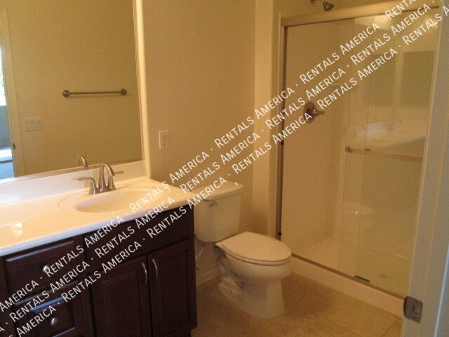 2 BED 2 BATH CONDO IN GATED COMMUNITY property image