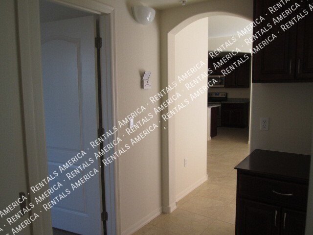 2 BED 2 BATH CONDO IN GATED COMMUNITY property image
