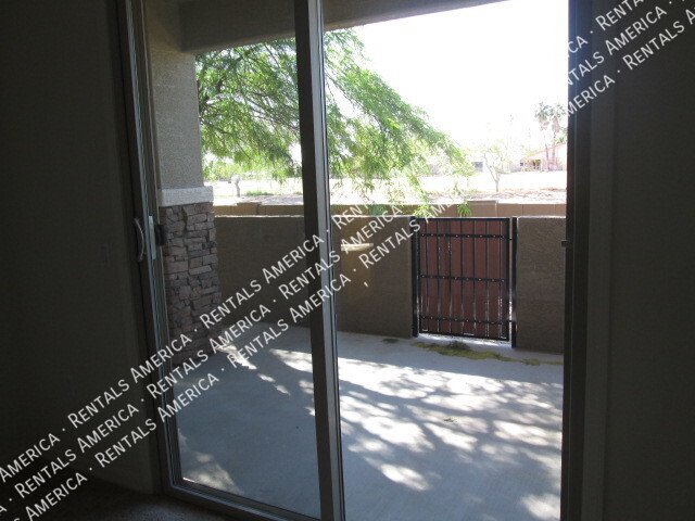 2 BED 2 BATH CONDO IN GATED COMMUNITY property image