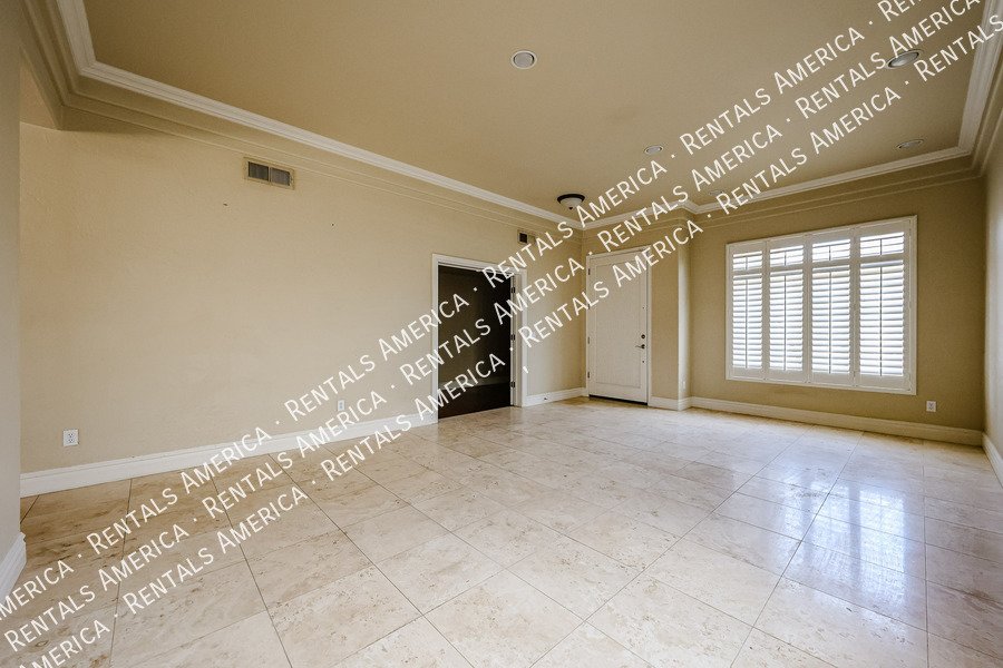 Gorgeous 4 Bd/2 Bth w/Office & Pool, Desirable Chandler Location property image