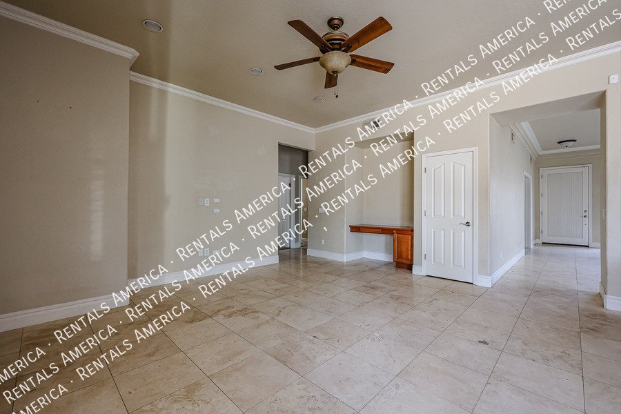 Gorgeous 4 Bd/2 Bth w/Office & Pool, Desirable Chandler Location property image