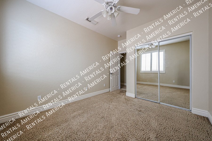 Gorgeous 4 Bd/2 Bth w/Office & Pool, Desirable Chandler Location property image
