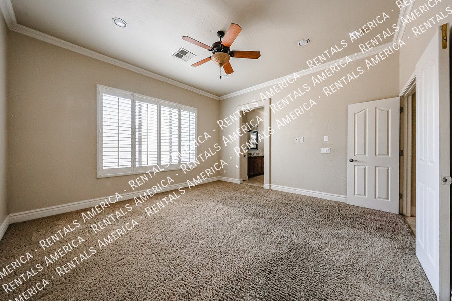 Gorgeous 4 Bd/2 Bth w/Office & Pool, Desirable Chandler Location property image