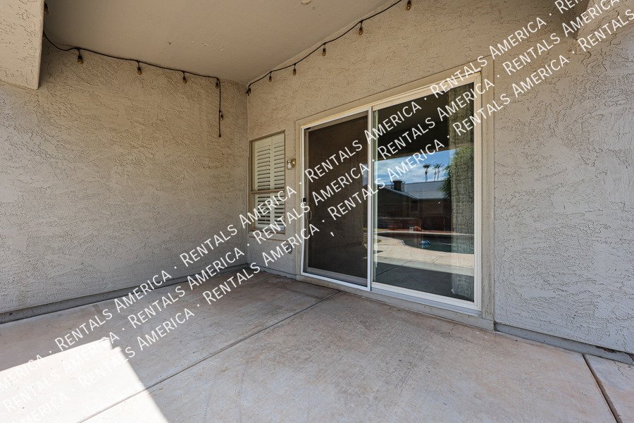 Gorgeous 4 Bd/2 Bth w/Office & Pool, Desirable Chandler Location property image