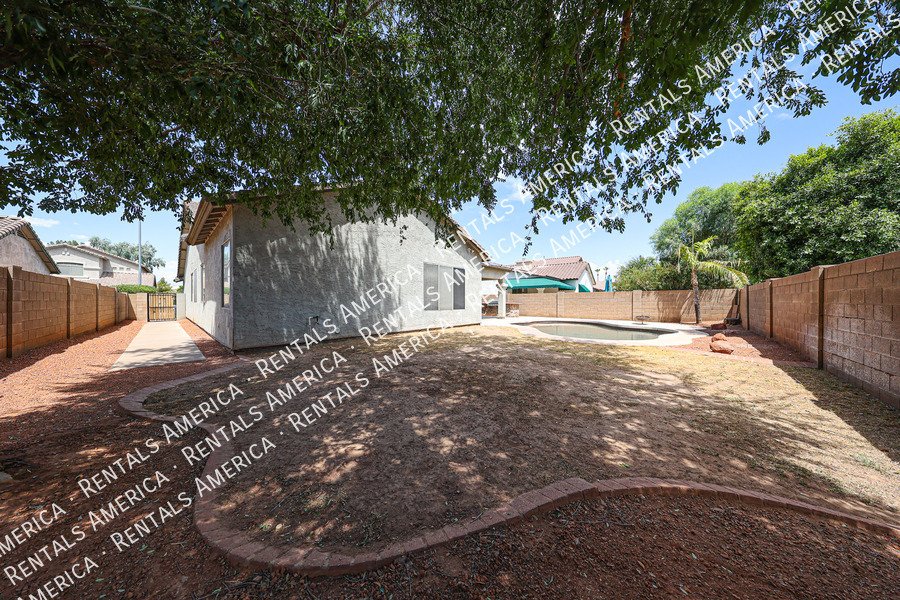 Gorgeous 4 Bd/2 Bth w/Office & Pool, Desirable Chandler Location property image